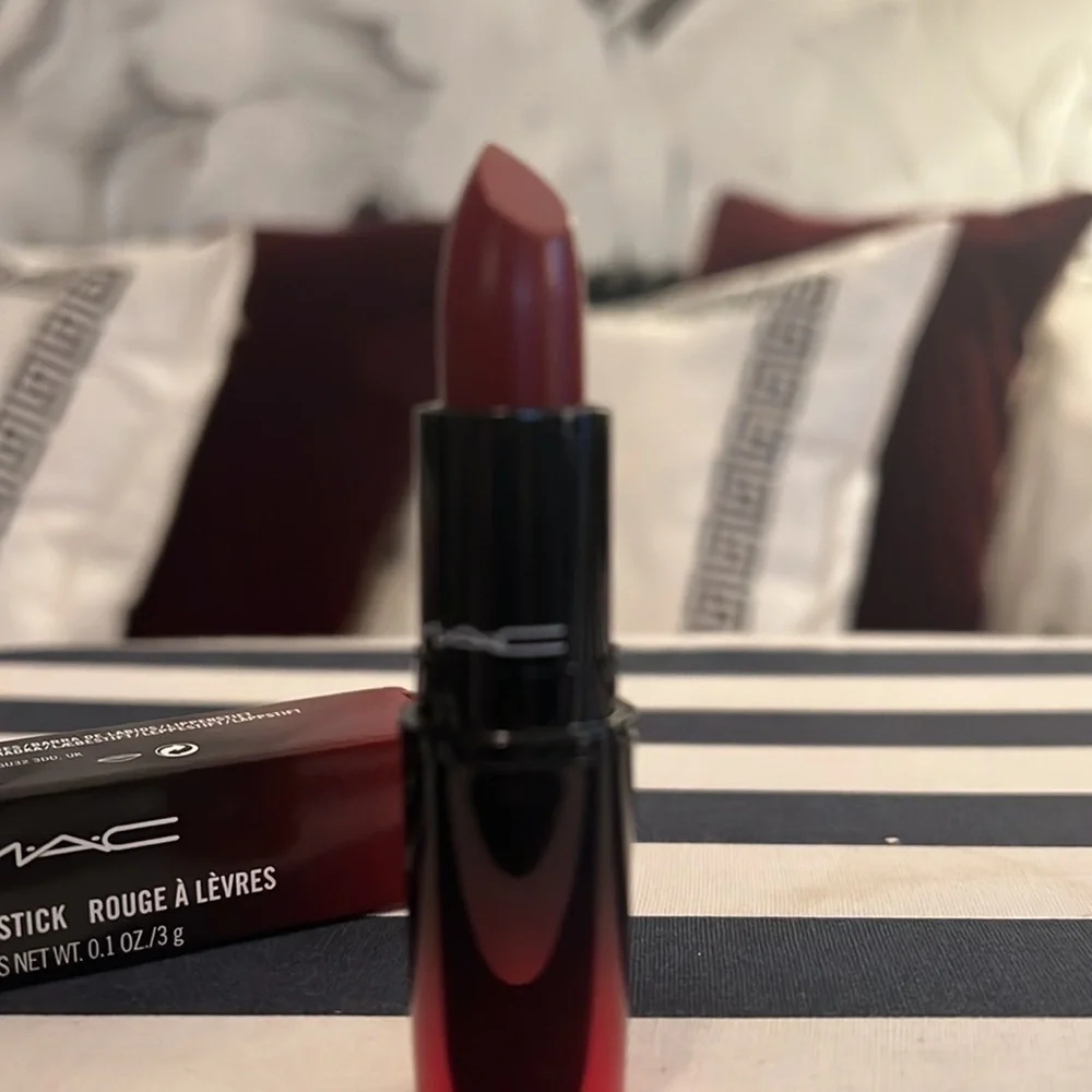 MAC Cosmetics new box